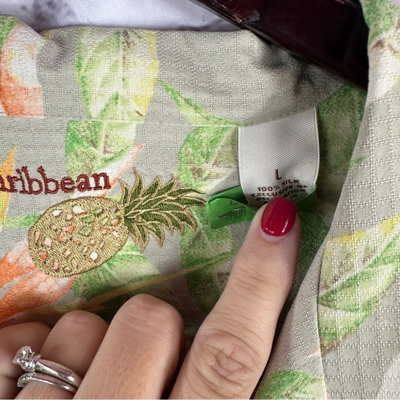 Caribbean silk Tropical floral Leaf pattern casual camp Hawaiian Shirt sz L - Picture 2 of 6